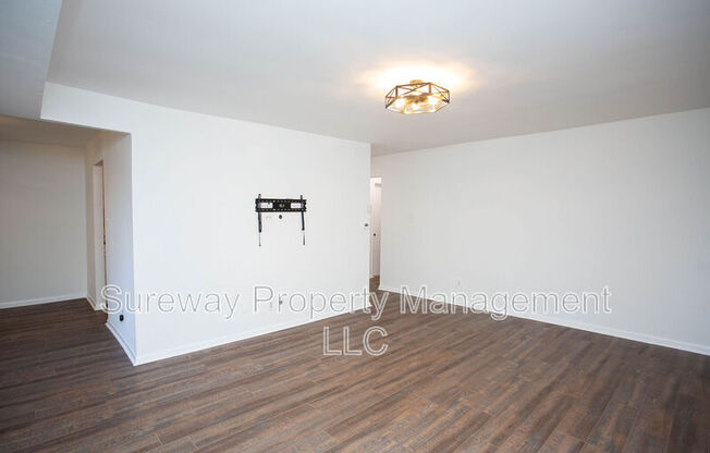 125 5 ECHELON RD
