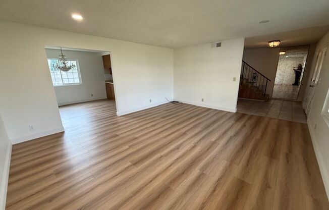 ***READY FOR IMMEDIATE OCCUPANCY*** 3BD/2.5BA HOME IN ARTESIA***