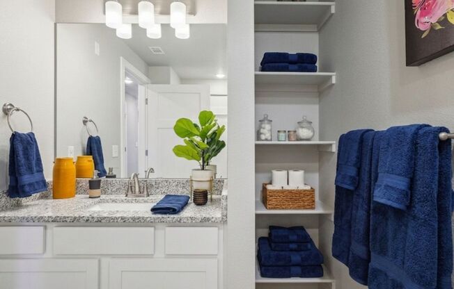 3 beds, 1.5 baths, 961 sqft, $1,715, Unit 1808-101