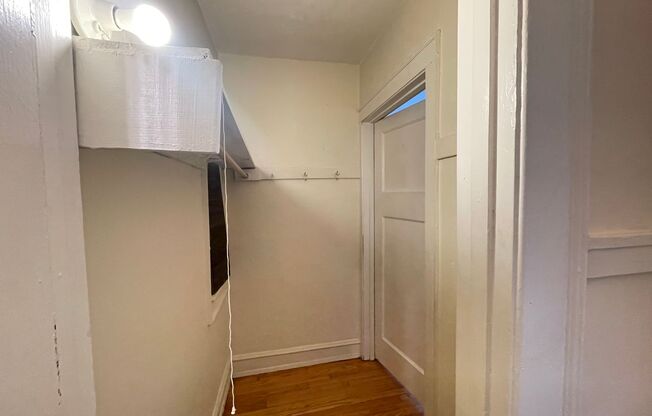 Studio, 1 bath, $825, Unit 304