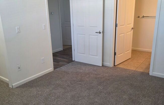 Idlewild Park Apartment for Rent!