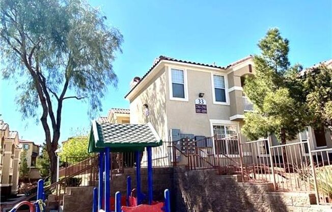 2 beds, 2 baths, $1,550, Unit Building 1