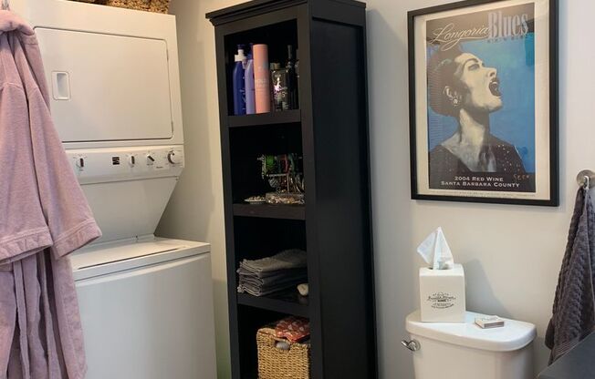 Studio, 1 bath, 650 sqft, $1,220, Unit 304