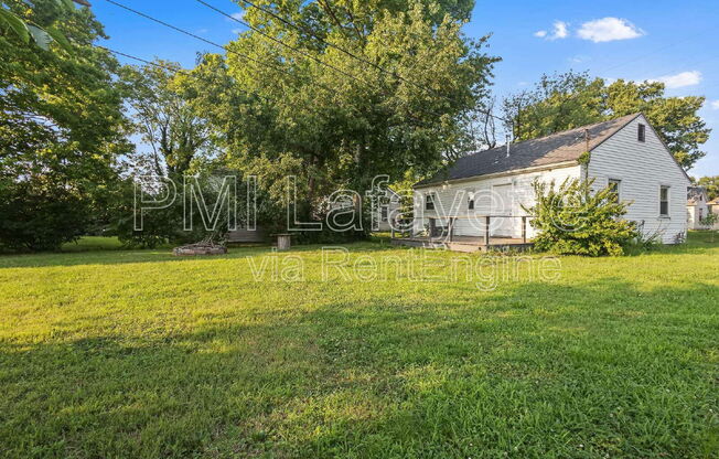 2300 N 18 ST