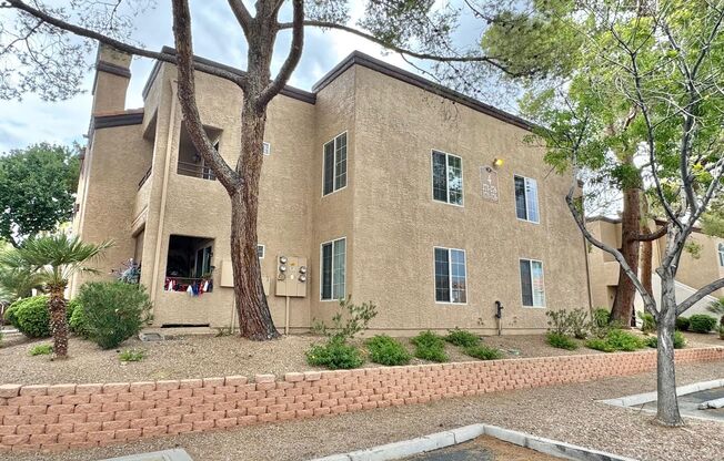 SPACIOUS 3 BEDROOM GROUND FLOOR CONDO
