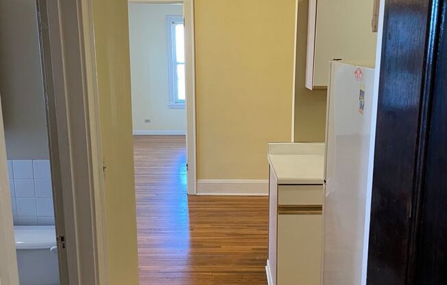 1 bed, 1 bath, 600 sqft, $999, Unit 205