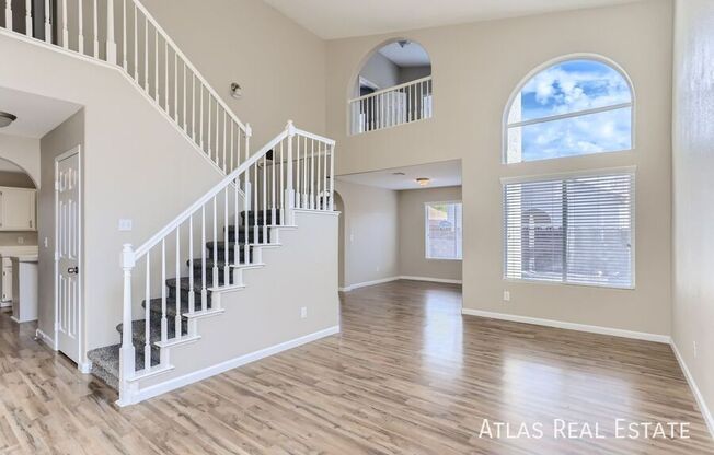 8112 DOLPHIN LNDG DR