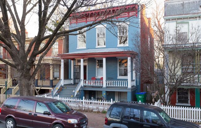 412 W Marshall
