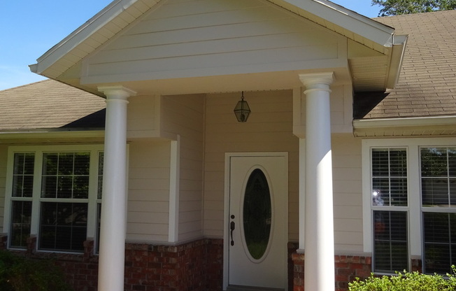 Spacious Home In South Pointe