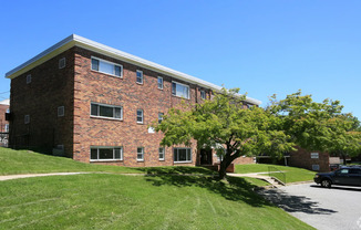 Willow Apartment Homes