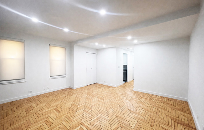 Studio, 1 bath, 405 sqft, $3,500, Unit 10E