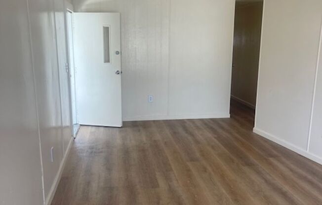 3 beds, 2 baths, 1,100 sqft, $3,850, Unit 133