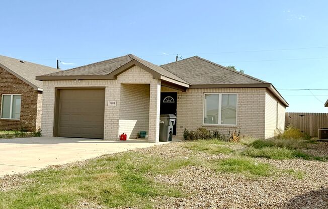 3 beds, 2 baths, $1,399