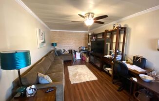 2 beds, 2 baths, $1,100, Unit 101 / 102