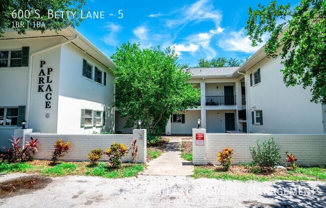 600 S BETTY LN