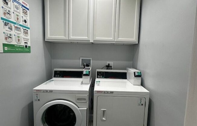 Studio, 1 bath, 395 sqft, $1,700, Unit 109