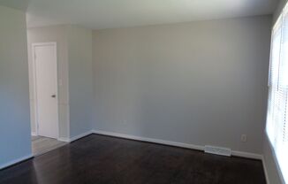 3 beds, 1 bath, $1,650