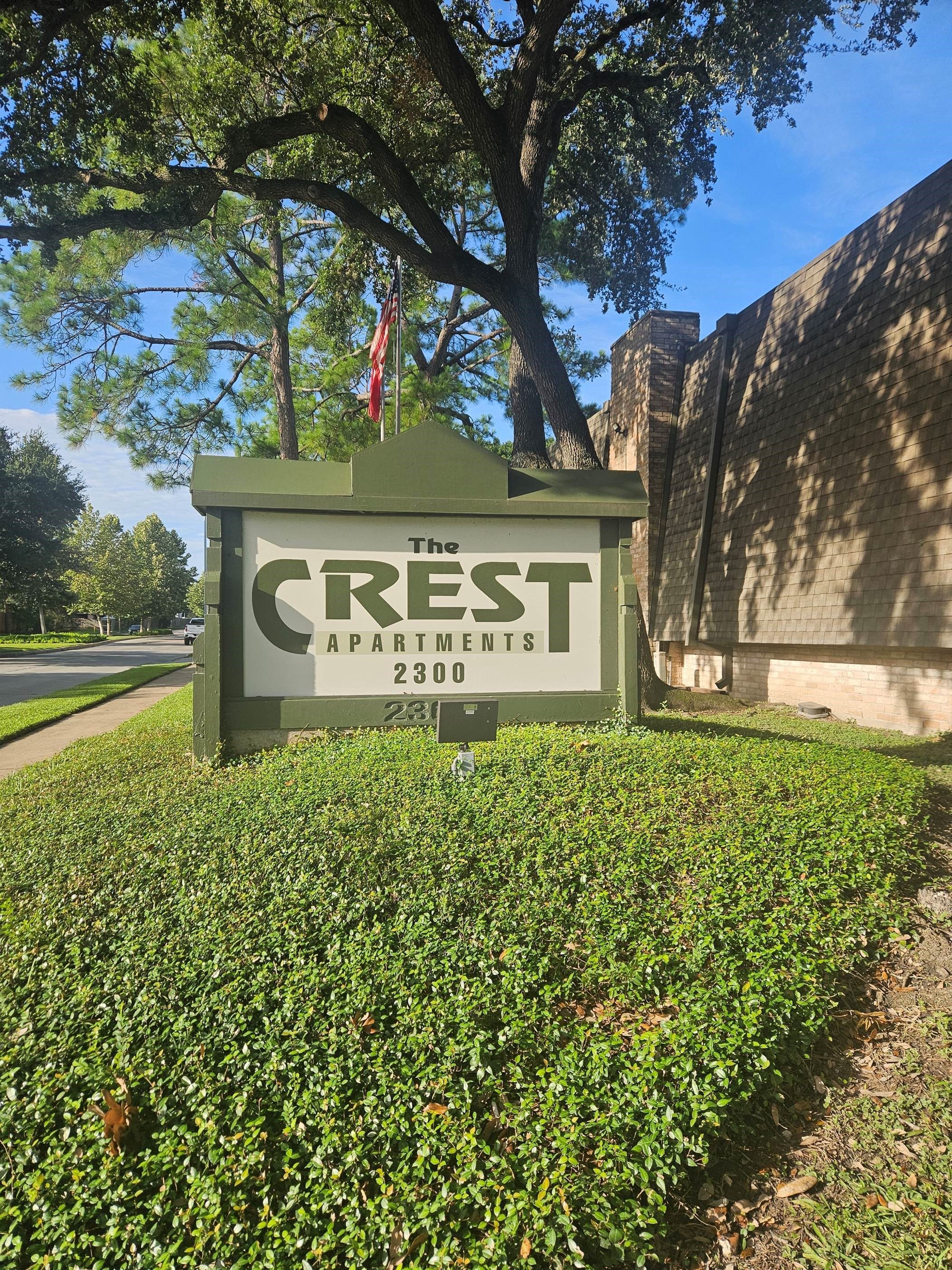 Welcome to The Crest