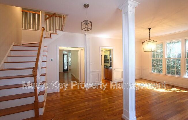 4924 OLDE MILLCREST CT