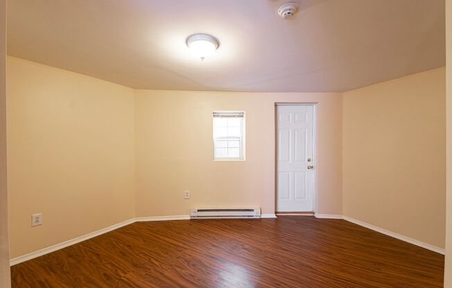 1635 E Passyunk Ave