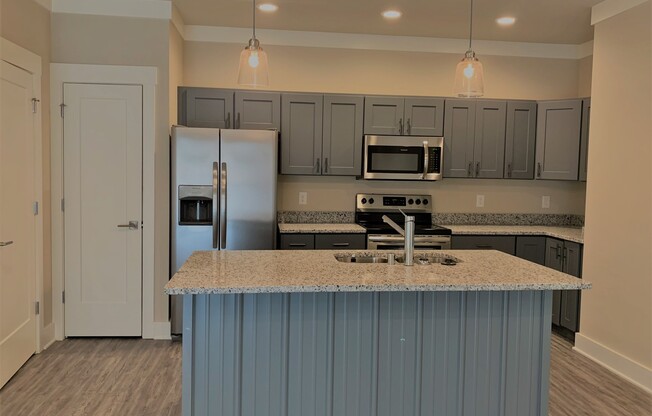 2 beds, 2 baths, 1,216 sqft, $1,180, Unit 200D