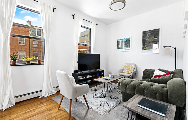 148 SMITH ST