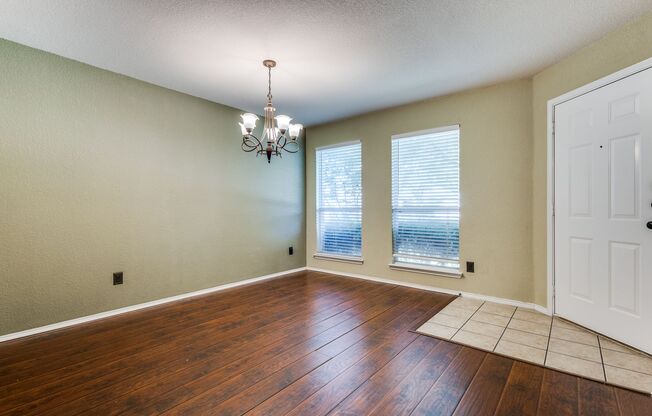 McKinney ISD!  5 bedroom, 3.5 baths, 2500+ sqft