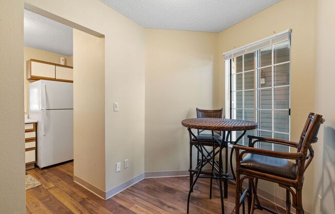 2 beds, 1.5 baths, 1,412 sqft, $1,895, Unit 05 2298