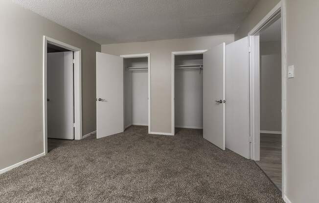 Spacious rooms with closet at The Vale, Cordova , TN, 38018