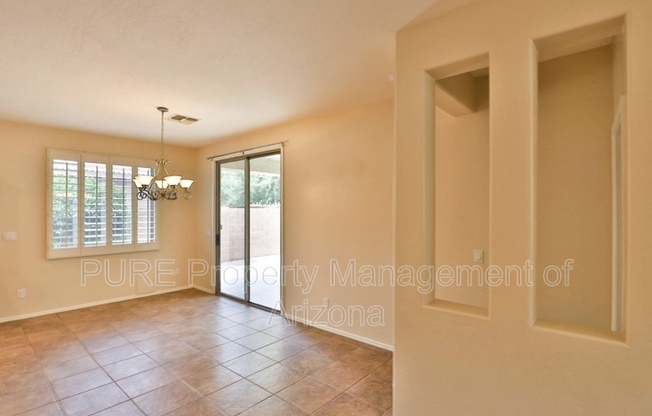 3332 E POWELL CT