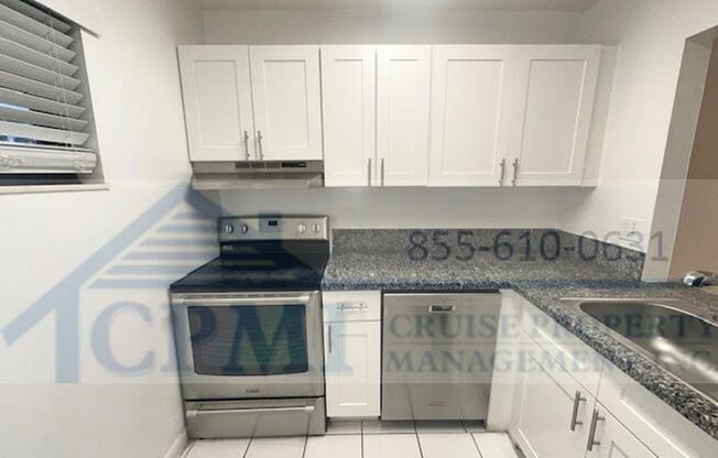 2 beds, 1 bath, 896 sqft, $1,950, Unit B304