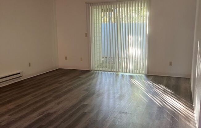 2 beds, 1 bath, 826 sqft, $1,450, Unit 3120-D