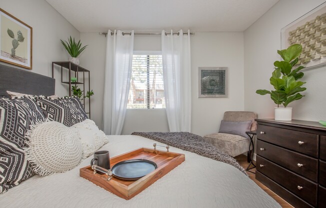 2 beds, 2 baths, 900 sqft, $1,305, Unit 253