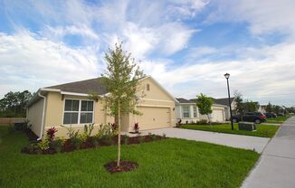 Spacious 3 Bed 2 Bath Home for Rent in Daytona Beach!