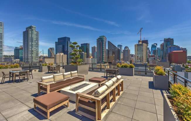 O2 Apartments Rooftop Patio Seating Area