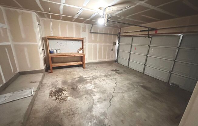 Charming Round Rock Home with Garage & Large Fenced Backyard