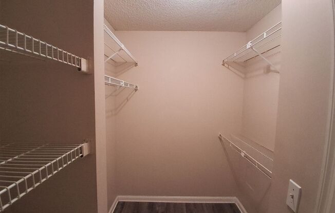 1 bed, 1 bath, $1,300, Unit Apt 11206