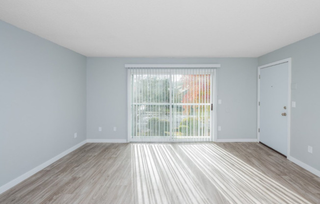 1 bed, 1 bath, 660 sqft, $1,399, Unit B-03