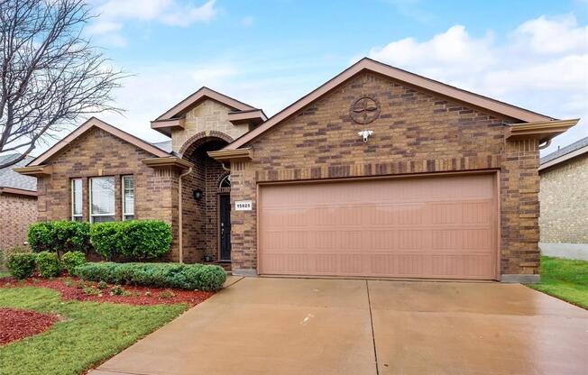 15825 CARLTON OAKS DR