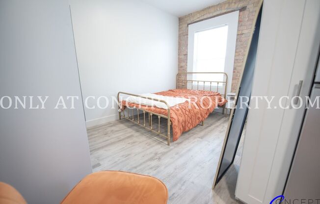 Studio, 1 bath, 208 sqft, $1,070, Unit 4I