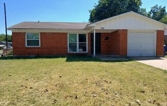 3 Bedrooms, 1 Bath, 1 Car Garage near I-35 & I-20