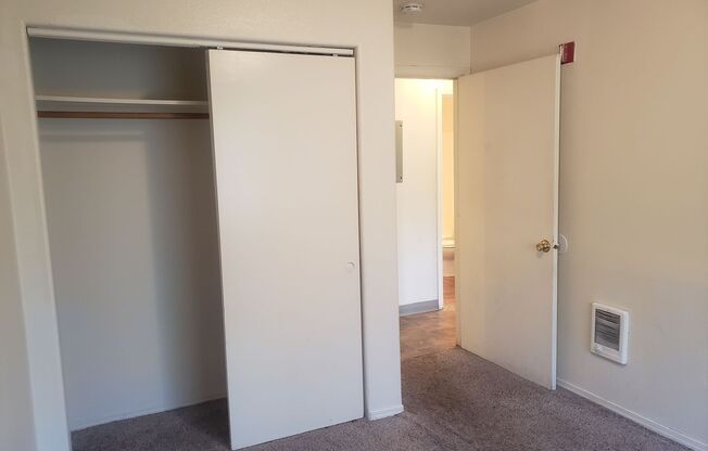 3 beds, 2 baths, $1,695, Unit 120 SE 143rd #1