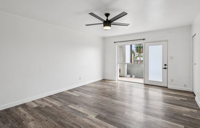 2 beds, 2 baths, 890 sqft, $1,549, Unit 229