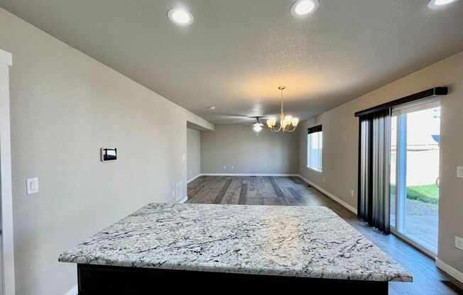 Beautiful 3 Bedroom Home in Lorson Ranch!