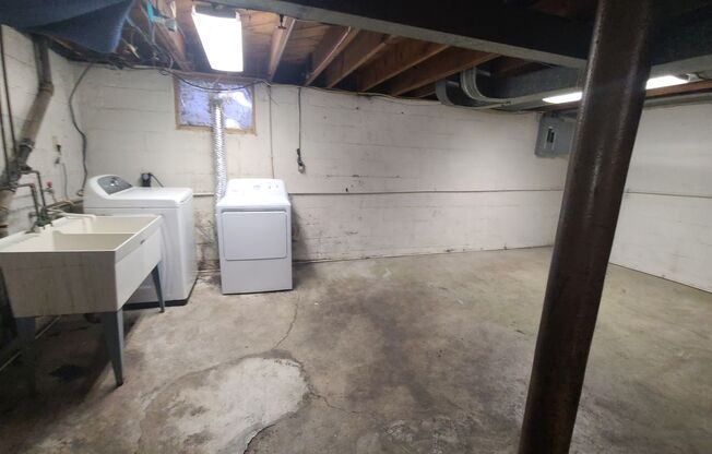 3 beds, 2 baths, 1 sqft, $1,495, Unit ABB - TH-144