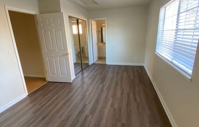 3 beds, 2 baths, 1,200 sqft, $2,000