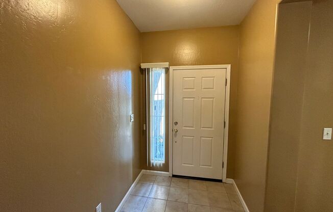 Beautiful 3 Bedroom/2 Bathroom + Office in SW Bakersfield w/ RBP & Security Deposit Alternative
