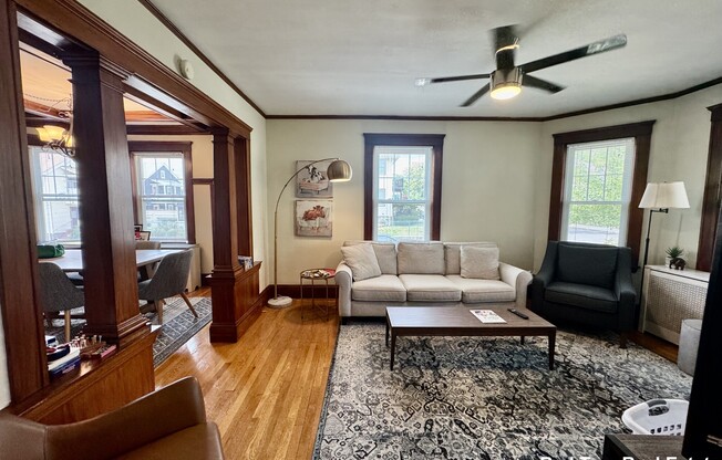 108 REDLANDS RD