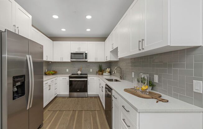 1 bed, 1 bath, 836 sqft, $1,950, Unit B1-103