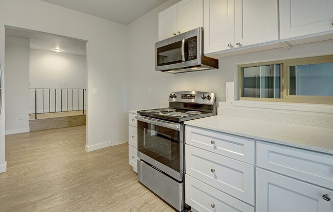 2 beds, 1 bath, 1,150 sqft, $1,825, Unit 71